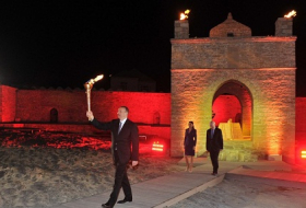 President Aliyev Captures Baku 2015 European Games Flame at Ancient Temple, Ateshgah - VIDEO